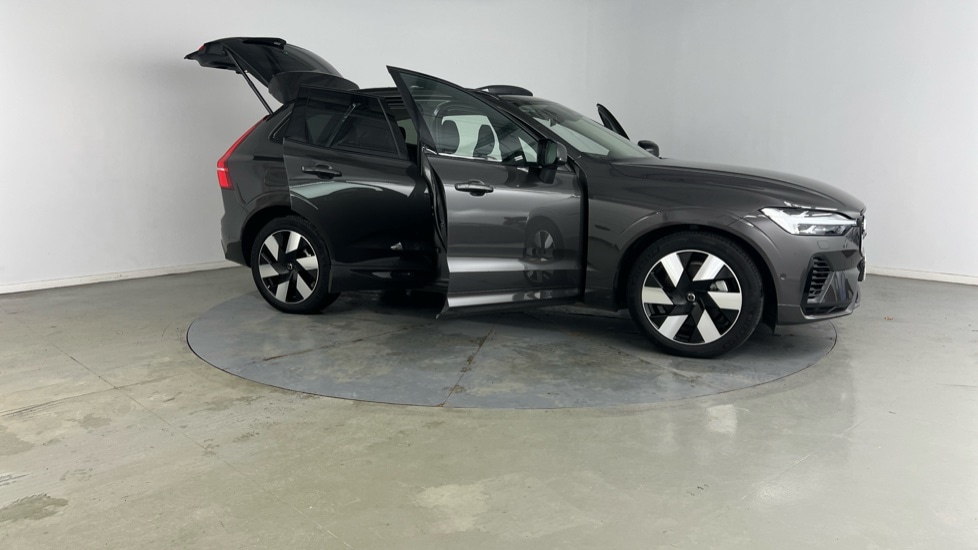 Used Volvo XC60 2025 for sale - 76773289: Photo 24