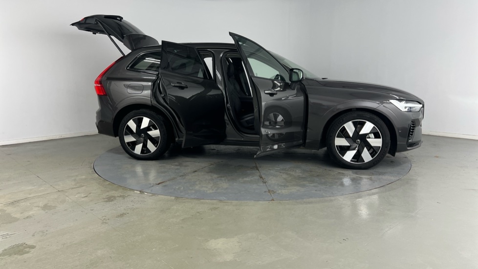 Used Volvo XC60 2025 for sale - 76773289: Photo 25