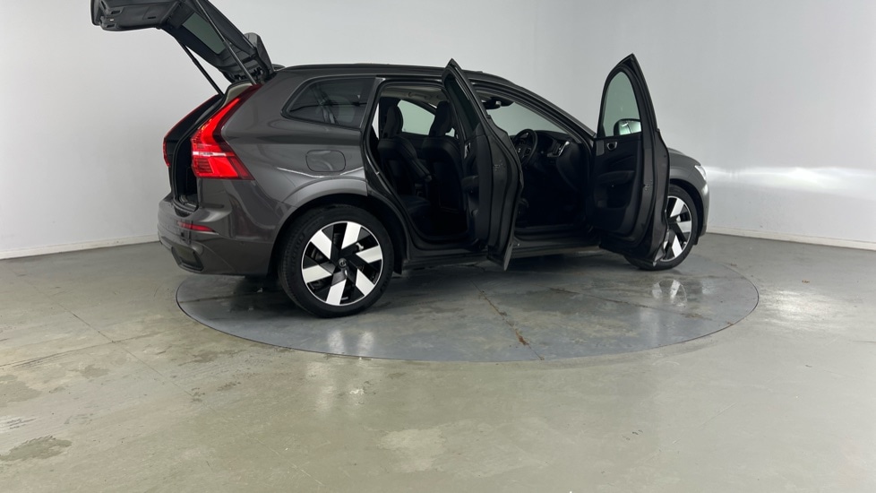 Used Volvo XC60 2025 for sale - 76773289: Photo 28
