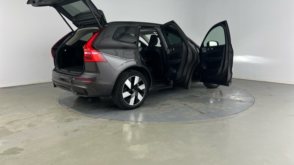 Used Volvo XC60 2025 for sale - 76773289: Photo 29