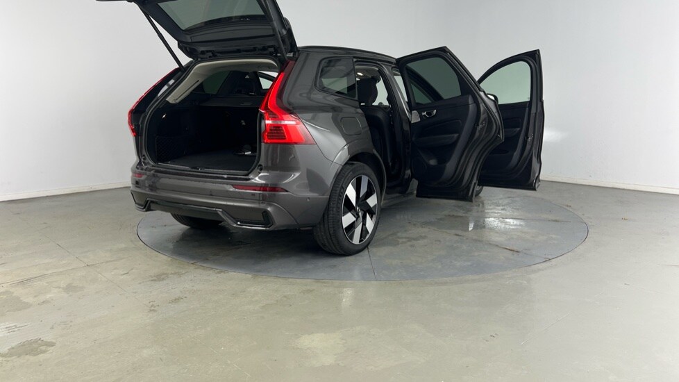 Used Volvo XC60 2025 for sale - 76773289: Photo 30