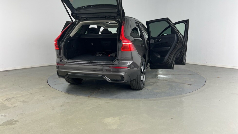 Used Volvo XC60 2025 for sale - 76773289: Photo 31