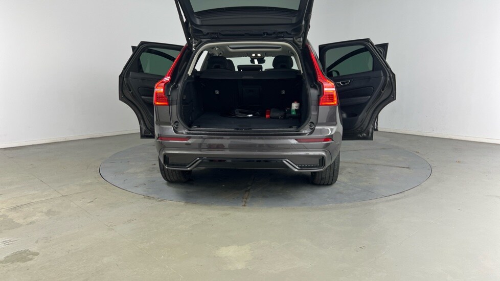 Used Volvo XC60 2025 for sale - 76773289: Photo 32