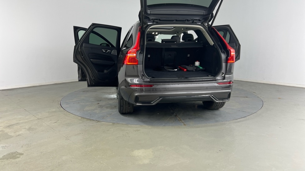 Used Volvo XC60 2025 for sale - 76773289: Photo 33