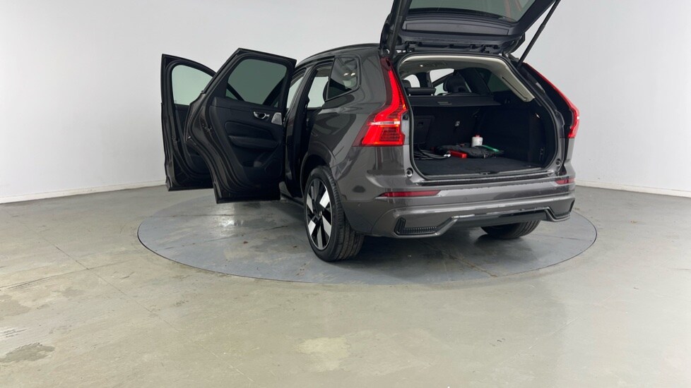 Used Volvo XC60 2025 for sale - 76773289: Photo 34