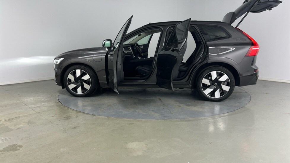 Used Volvo XC60 2025 for sale - 76773289: Photo 38