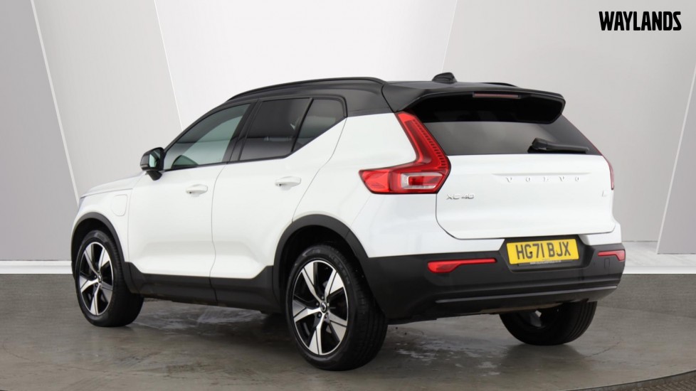 Used Volvo XC40 2021 for sale - 77799853: Photo 3