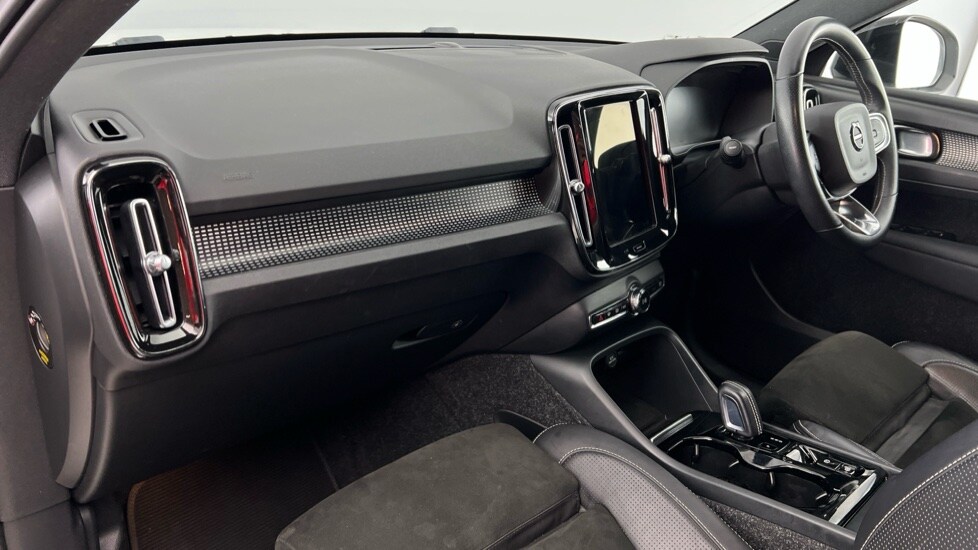 Used Volvo XC40 2020 for sale - 77702681: Photo 6