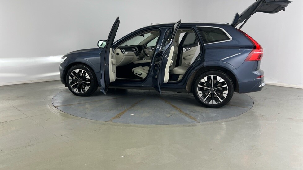 Used Volvo XC60 2025 for sale - 78000096: Photo 36