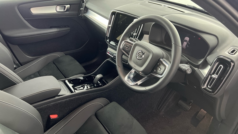 Used Volvo XC40 2026 for sale - 77316034: Photo 4