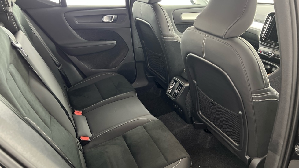 Used Volvo XC40 2026 for sale - 77316034: Photo 6