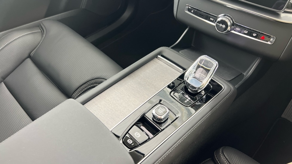 Used Volvo XC90 2025 for sale - 77256344: Photo 15