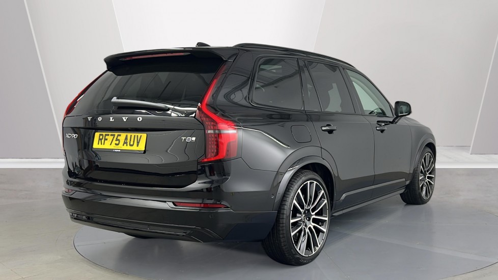 Used Volvo XC90 2025 for sale - 77256344: Photo 2