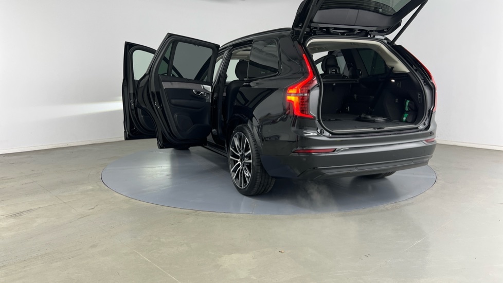 Used Volvo XC90 2025 for sale - 77256344: Photo 37