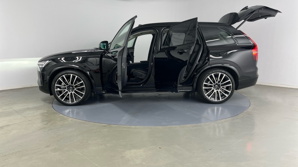 Used Volvo XC90 2025 for sale - 77256344: Photo 41