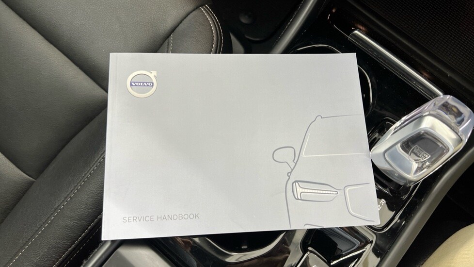 Used Volvo XC40 2021 for sale - 75828989: Photo 14