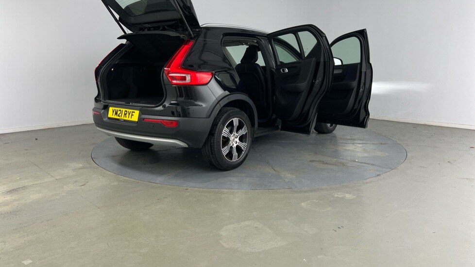 Used Volvo XC40 2021 for sale - 75828989: Photo 29