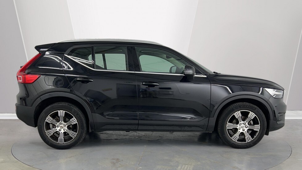 Used Volvo XC40 2021 for sale - 75828989: Photo 3