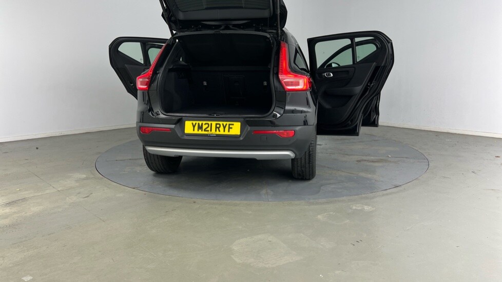 Used Volvo XC40 2021 for sale - 75828989: Photo 31