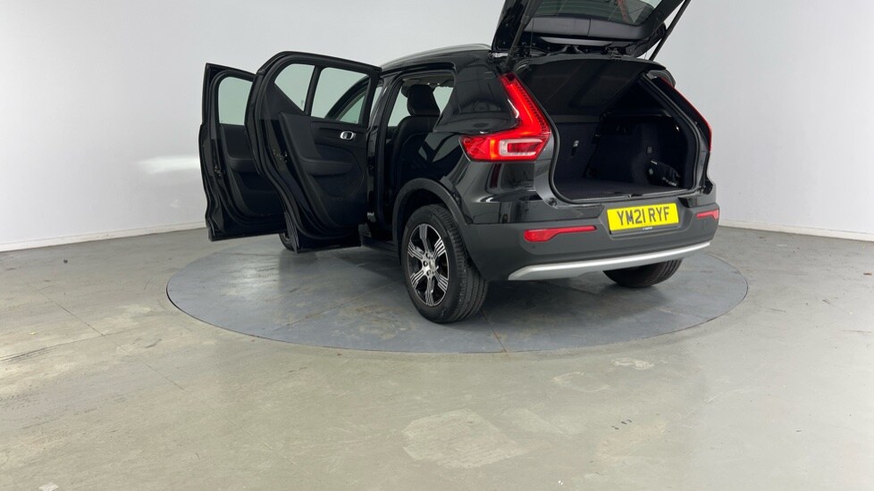 Used Volvo XC40 2021 for sale - 75828989: Photo 34
