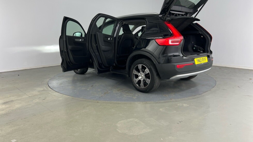 Used Volvo XC40 2021 for sale - 75828989: Photo 35