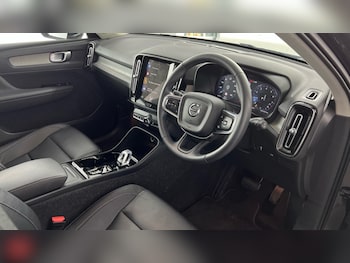 Used Volvo XC40 2021 for sale - 75828989: Photo