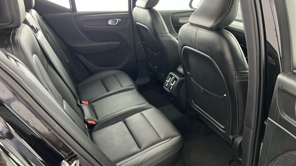 Used Volvo XC40 2021 for sale - 75828989: Photo 6