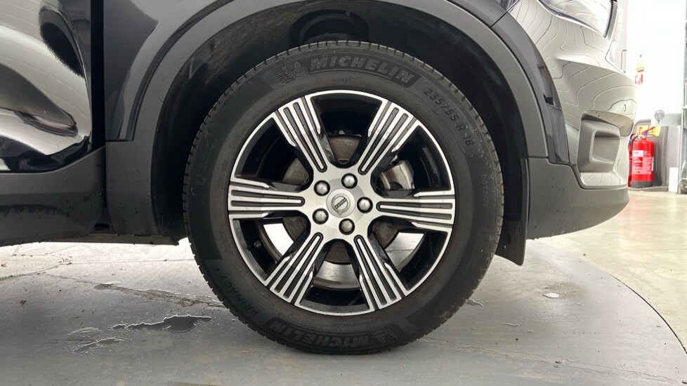 Used Volvo XC40 2021 for sale - 75828989: Photo 9
