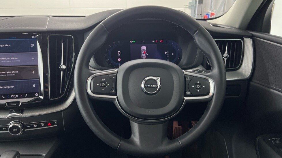 Used Volvo XC60 2023 for sale - 76851212: Photo 10