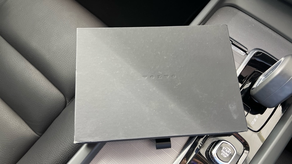 Used Volvo XC60 2023 for sale - 76851212: Photo 14