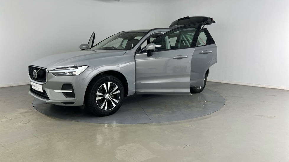 Used Volvo XC60 2023 for sale - 76851212: Photo 15