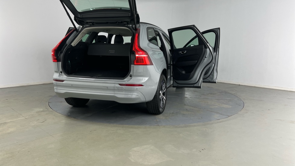 Used Volvo XC60 2023 for sale - 76851212: Photo 29