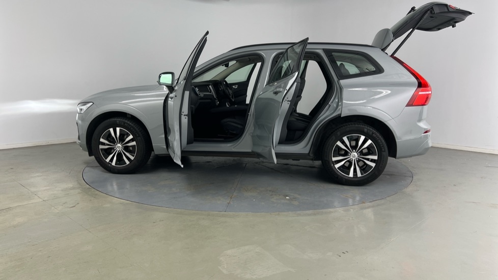 Used Volvo XC60 2023 for sale - 76851212: Photo 36