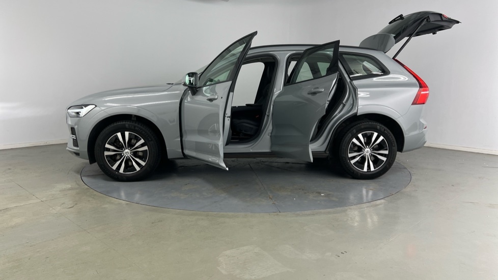 Used Volvo XC60 2023 for sale - 76851212: Photo 37