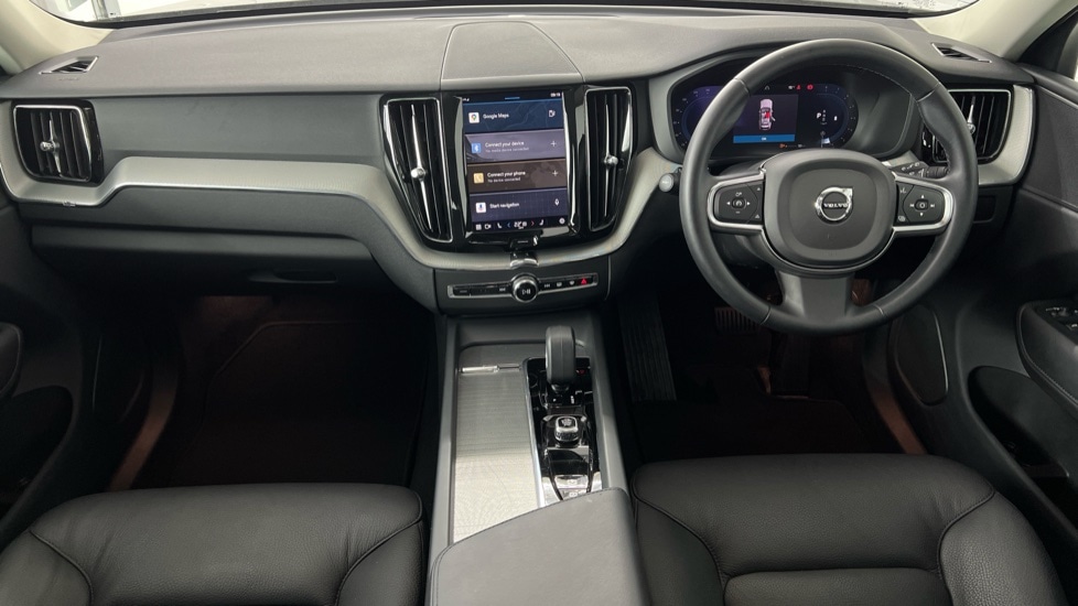Used Volvo XC60 2023 for sale - 76851212: Photo 5