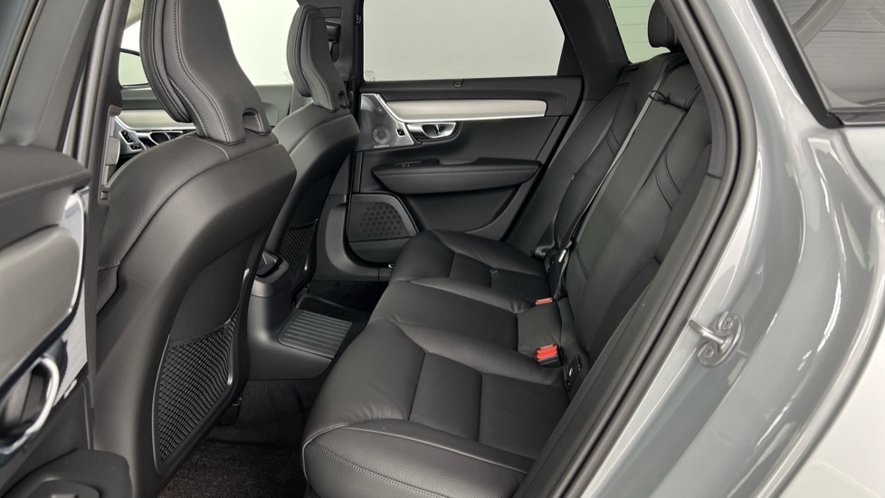 Used Volvo V90 2025 for sale - 76652471: Photo 10