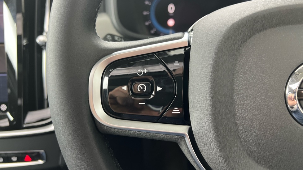 Used Volvo V90 2025 for sale - 76652471: Photo 18