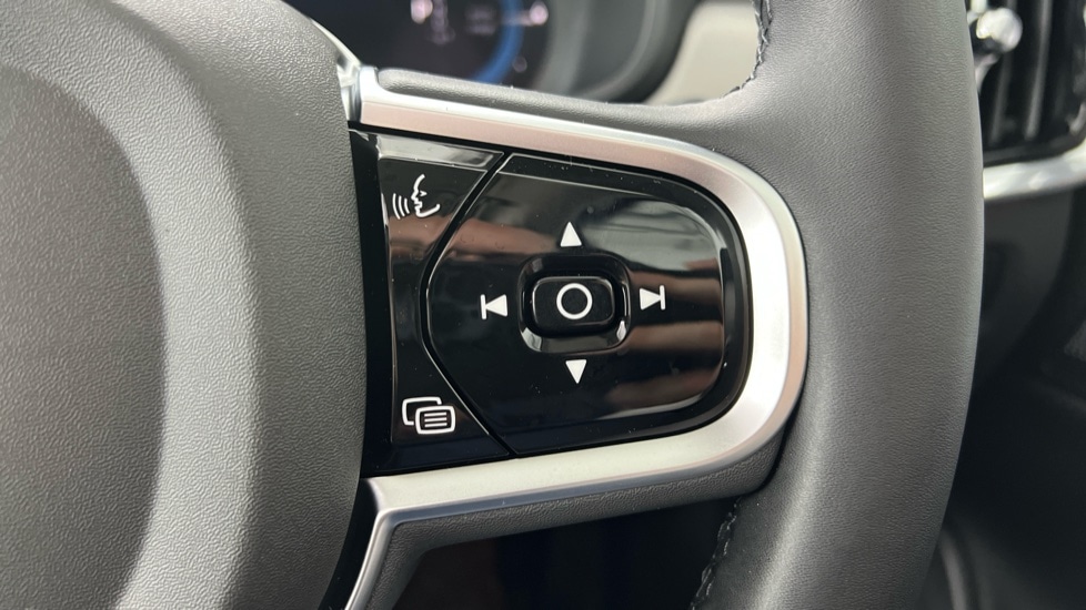 Used Volvo V90 2025 for sale - 76652471: Photo 19