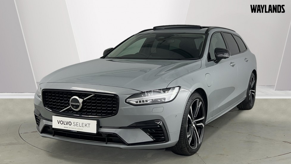 Used Volvo V90 2025 for sale - 76652471: Photo 6