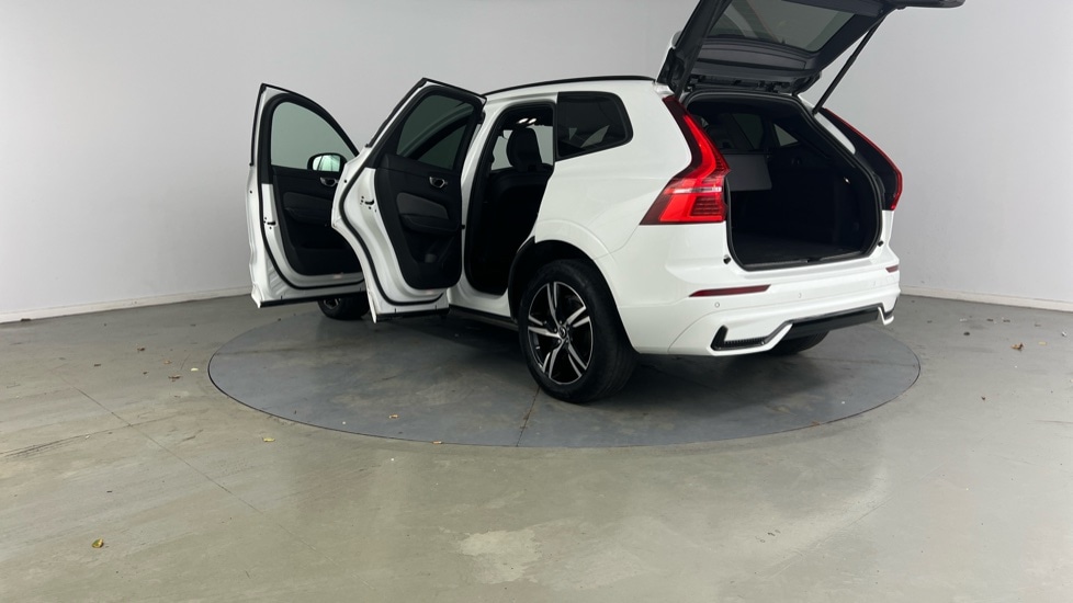Used Volvo XC60 2021 for sale - 77218697: Photo 35