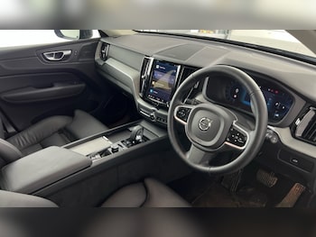 Used Volvo XC60 2024 for sale - 77512694: Photo