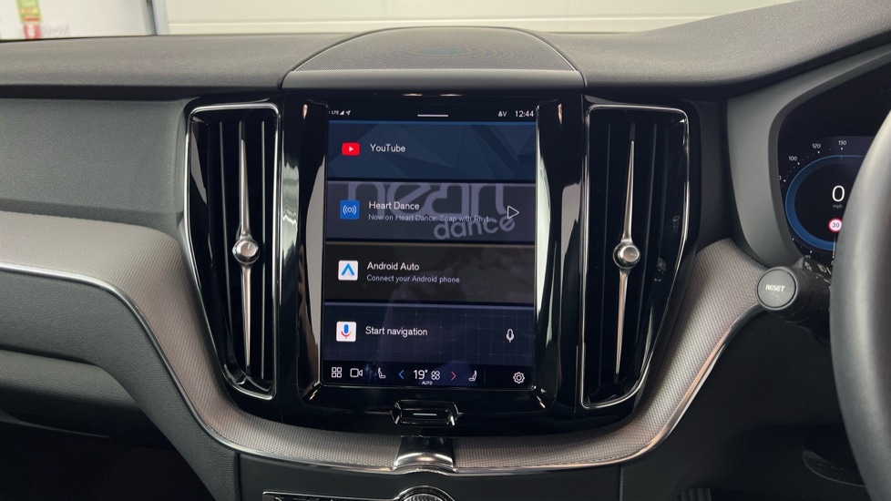 Used Volvo XC60 2021 for sale - 76379578: Photo 12