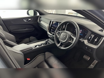 Used Volvo XC60 2021 for sale - 76379578: Photo