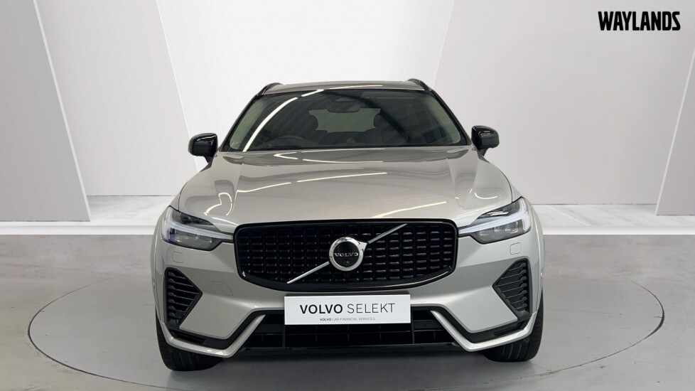 Used Volvo XC60 2023 for sale - 76595280: Photo 12