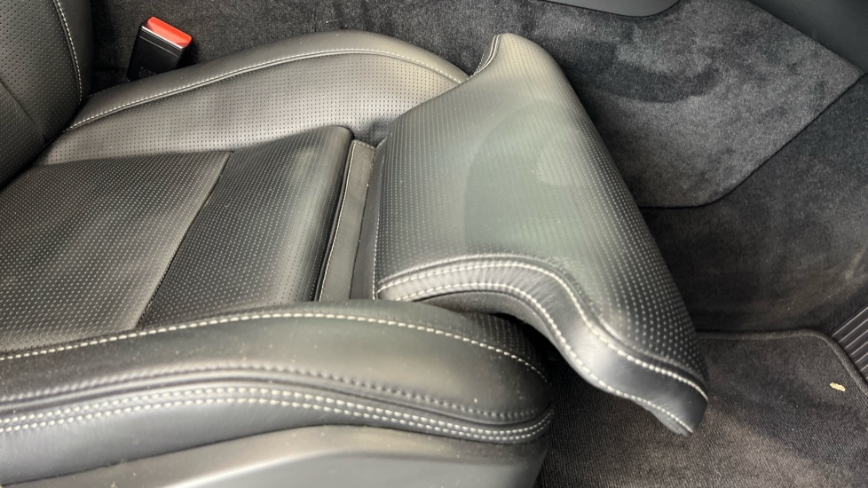 Used Volvo XC60 2023 for sale - 76595280: Photo 32