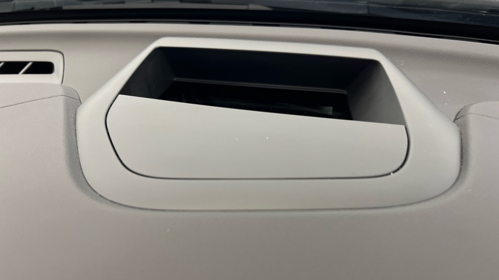 Used Volvo XC60 2023 for sale - 76595280: Photo 41