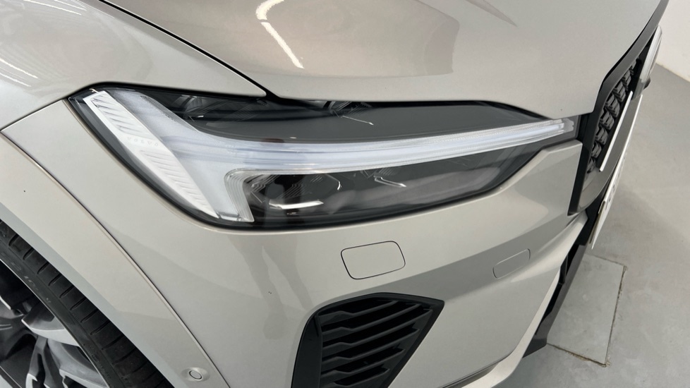 Used Volvo XC60 2023 for sale - 76595280: Photo 44