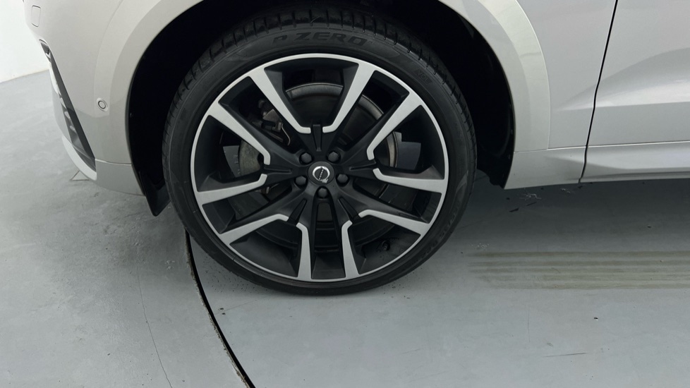 Used Volvo XC60 2023 for sale - 76595280: Photo 50