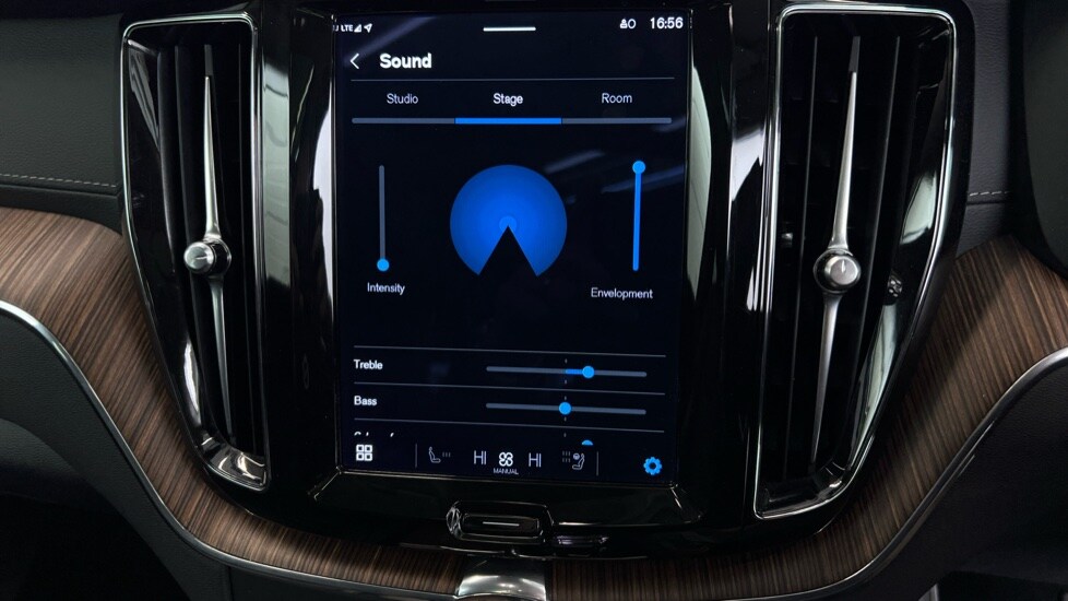 Used Volvo XC60 2023 for sale - 76595280: Photo 65