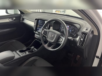 Used Volvo XC40 2020 for sale - 75742853: Photo